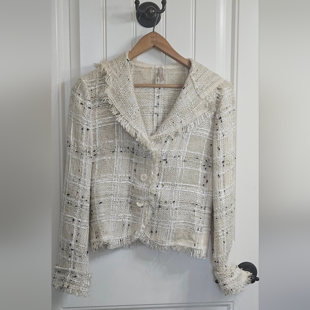 Elegant Tweed Women's Blazer - Cream and Black